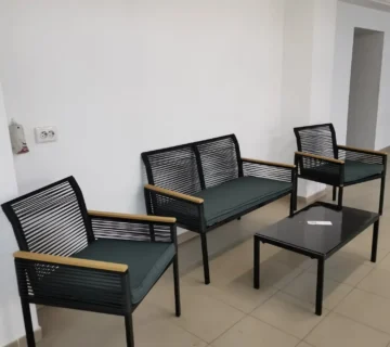 Sala de așteptare Animal Hotel pentru clienți și animale